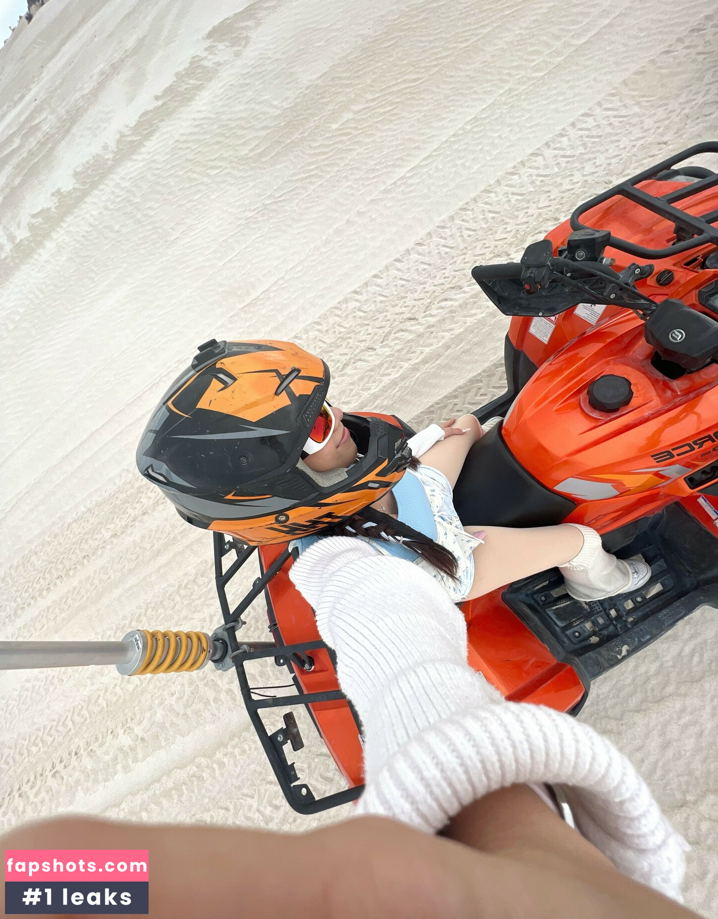 Eeeveenara gallery photo #132