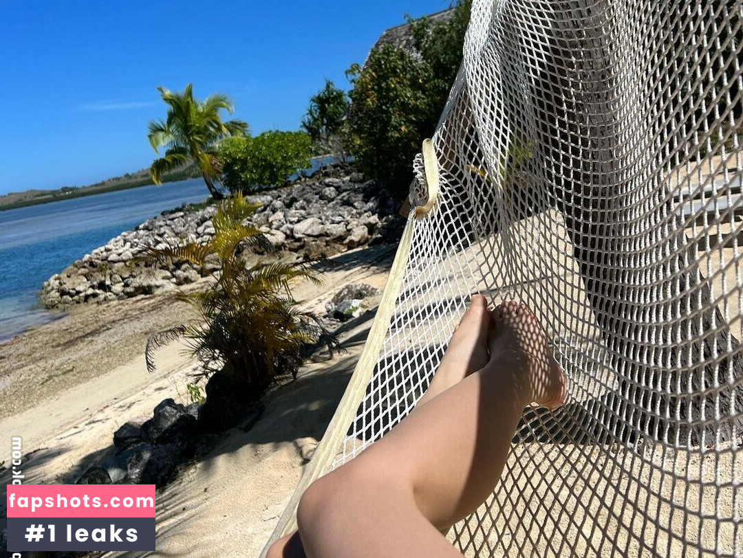 Eeeveenara gallery photo #147