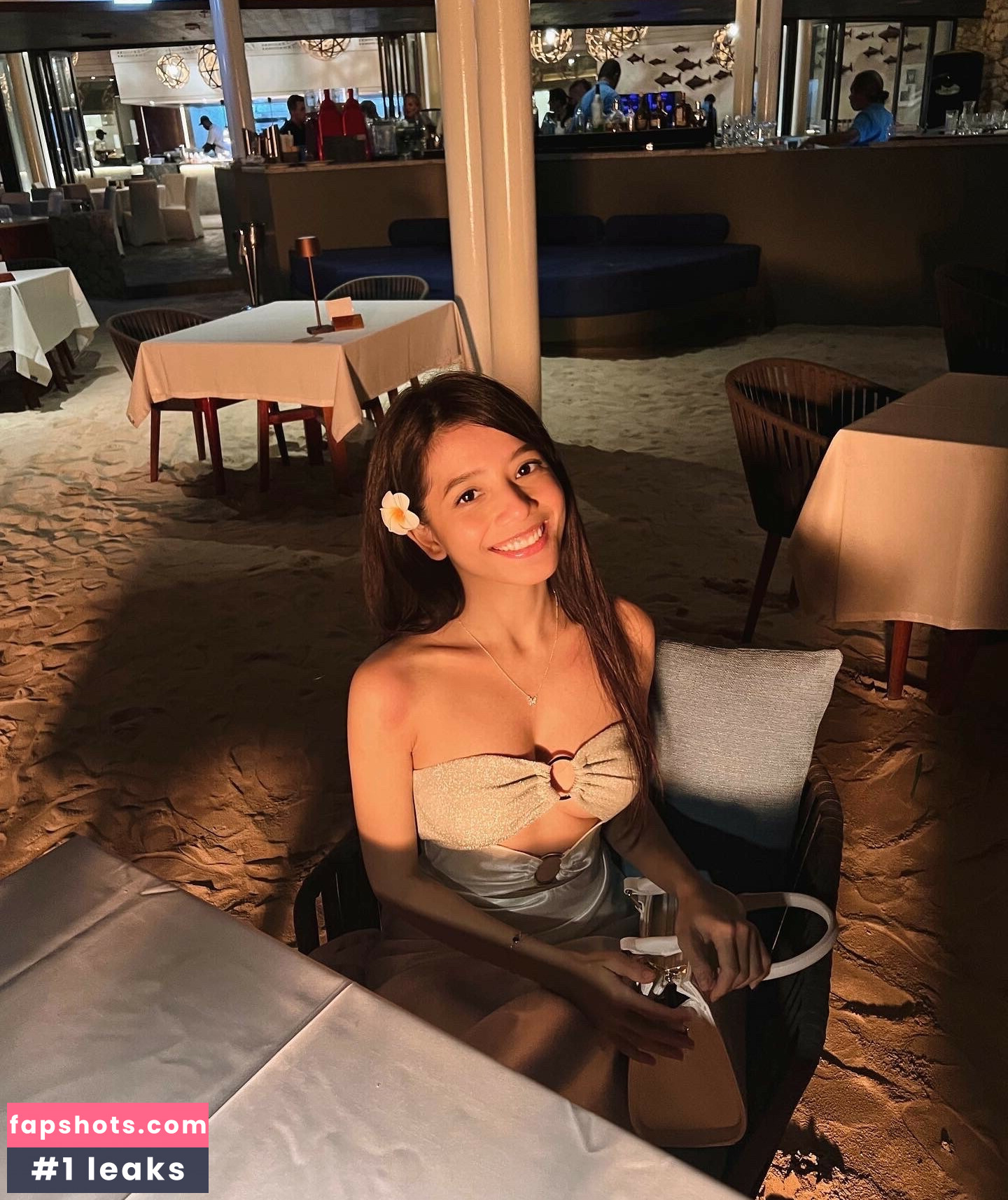 Eeeveenara gallery photo #152