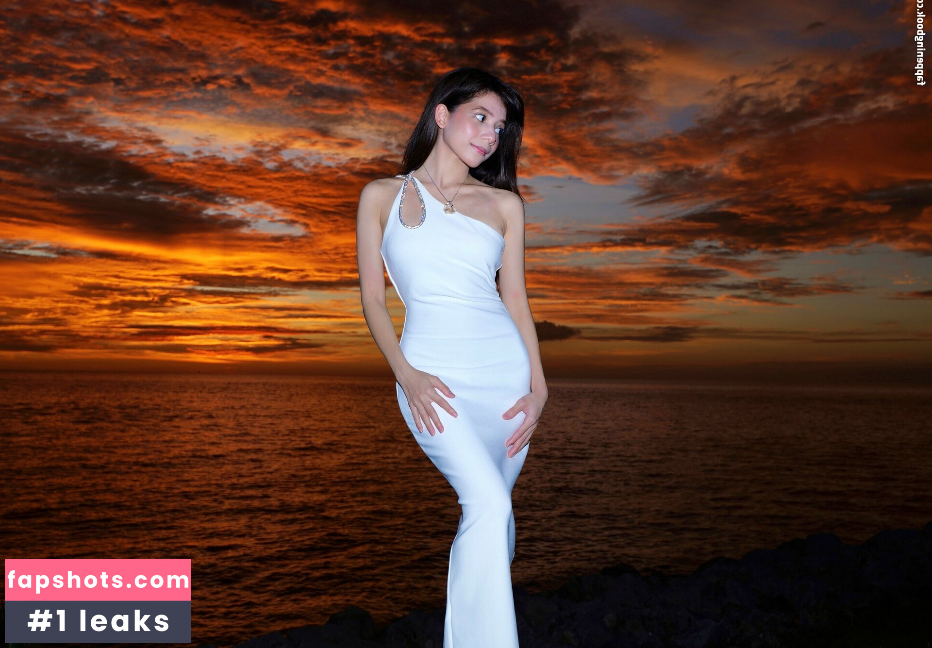 Eeeveenara gallery photo #160