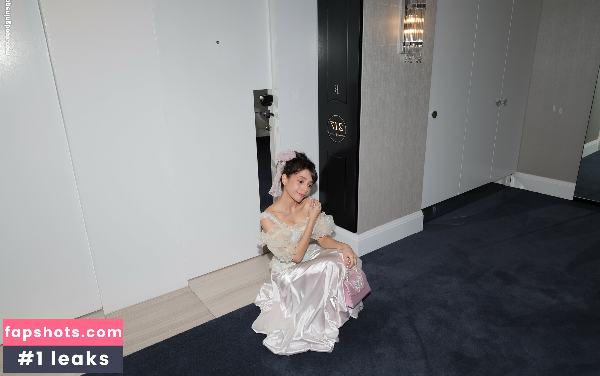 Eeeveenara gallery photo #165