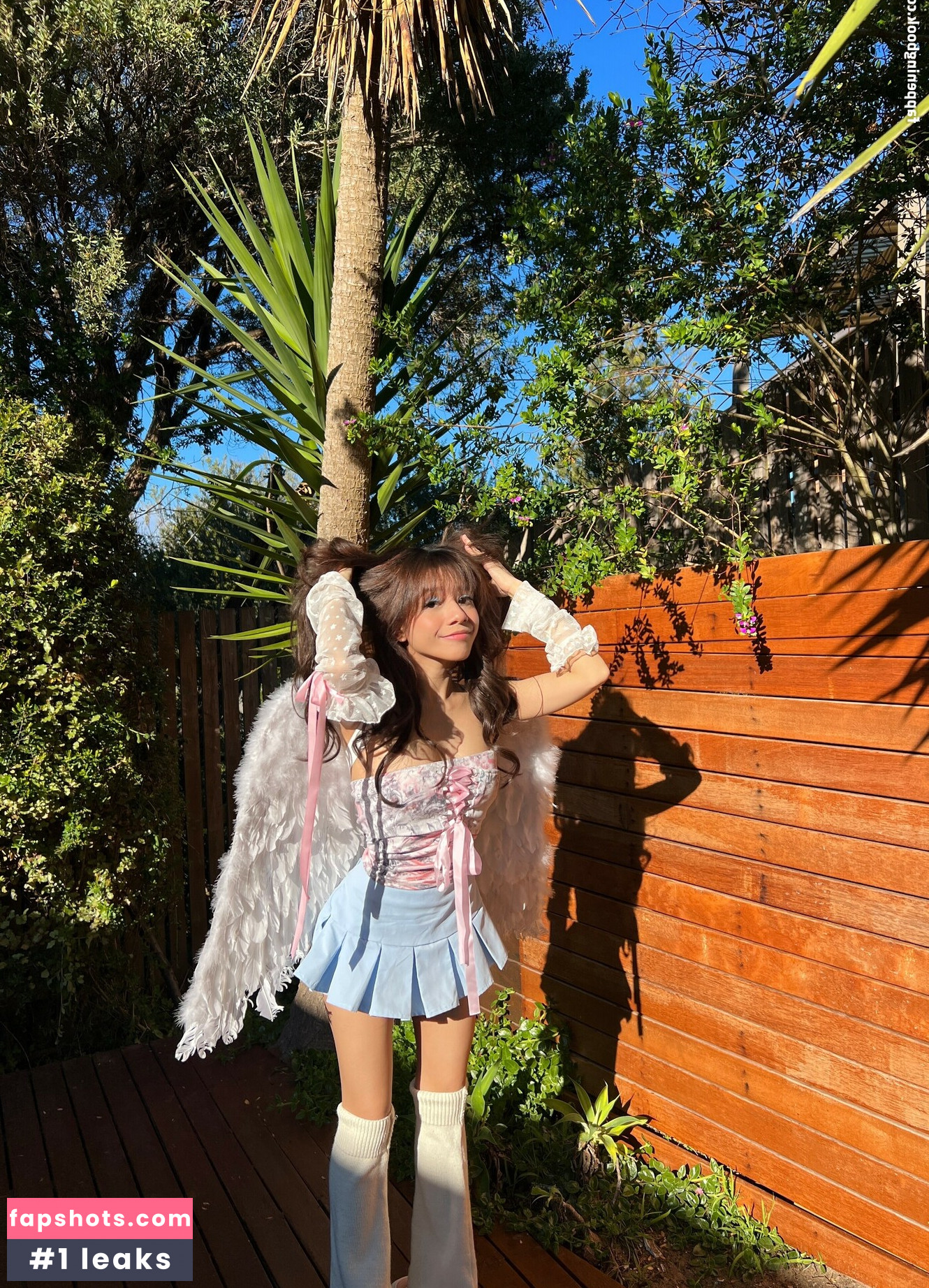 Eeeveenara gallery photo #190