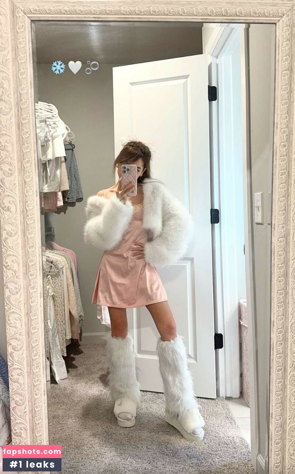 Eeeveenara gallery photo #28