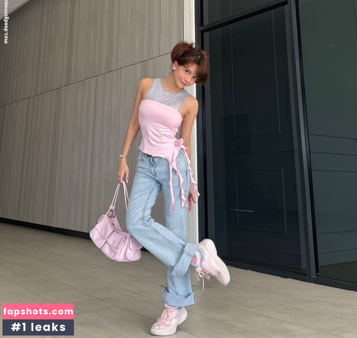 Eeeveenara gallery photo #58