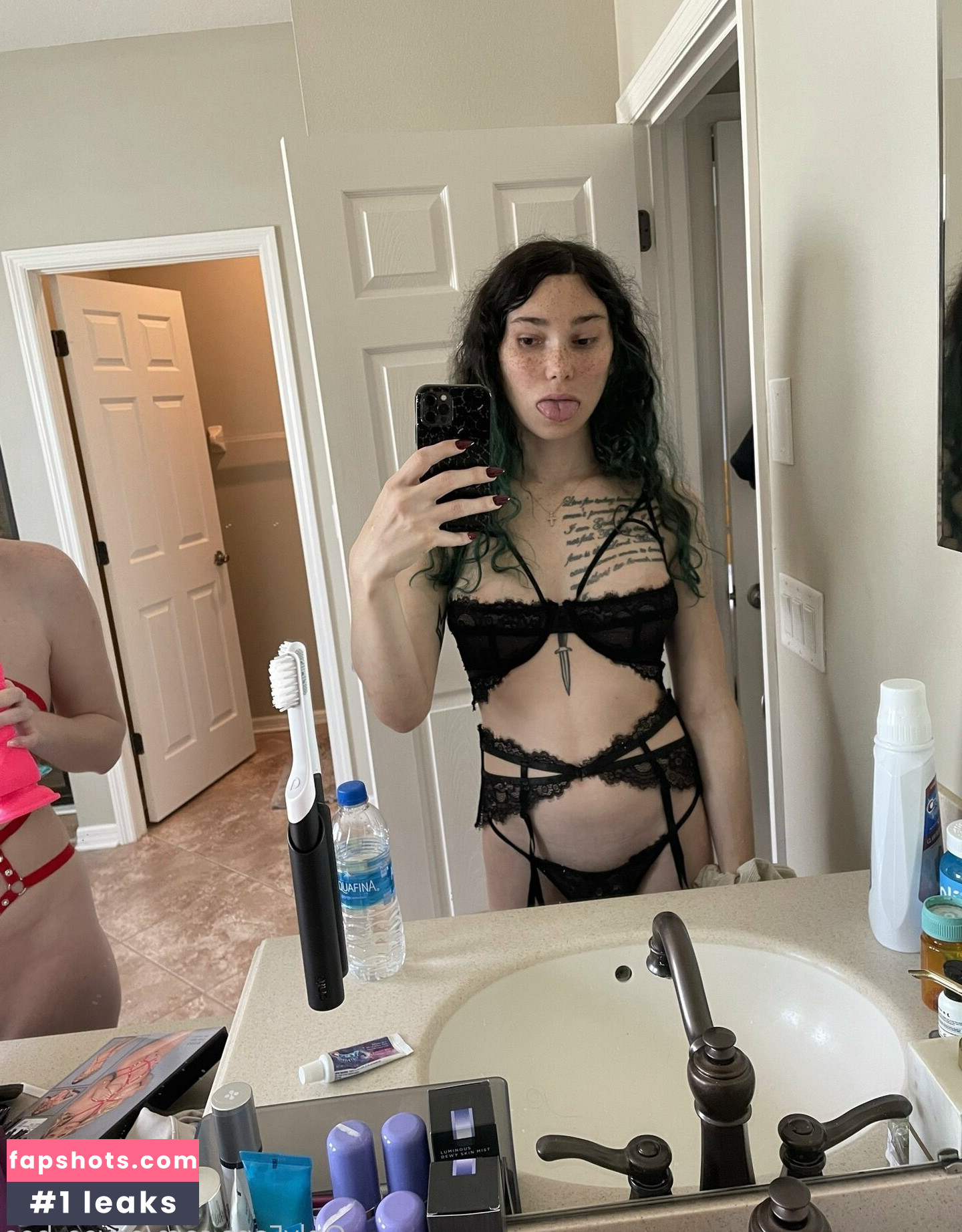 Eevee Bee gallery photo #112