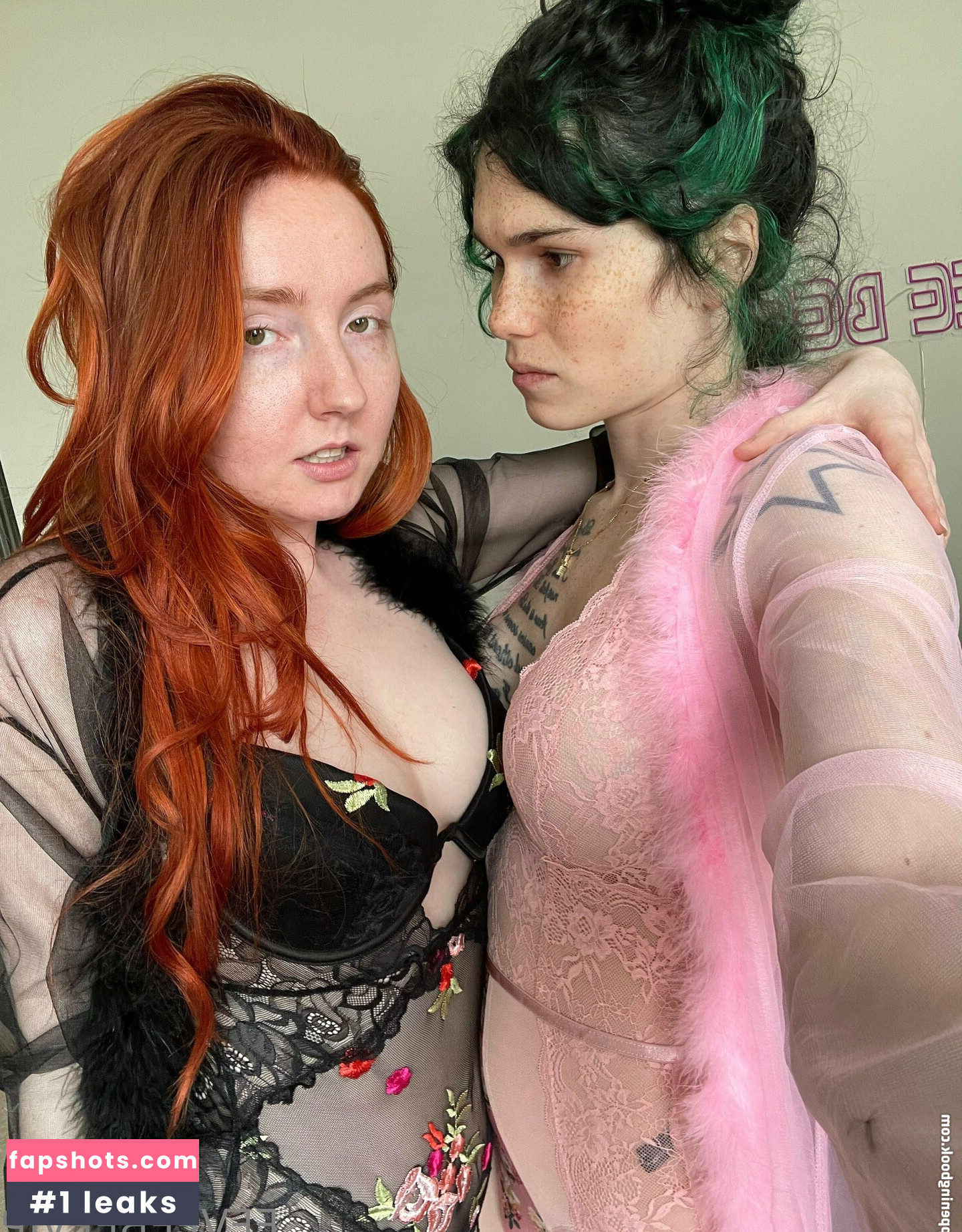 eeveebeesolo Nude Leaks OnlyFans Photos #10 - LeakJerk