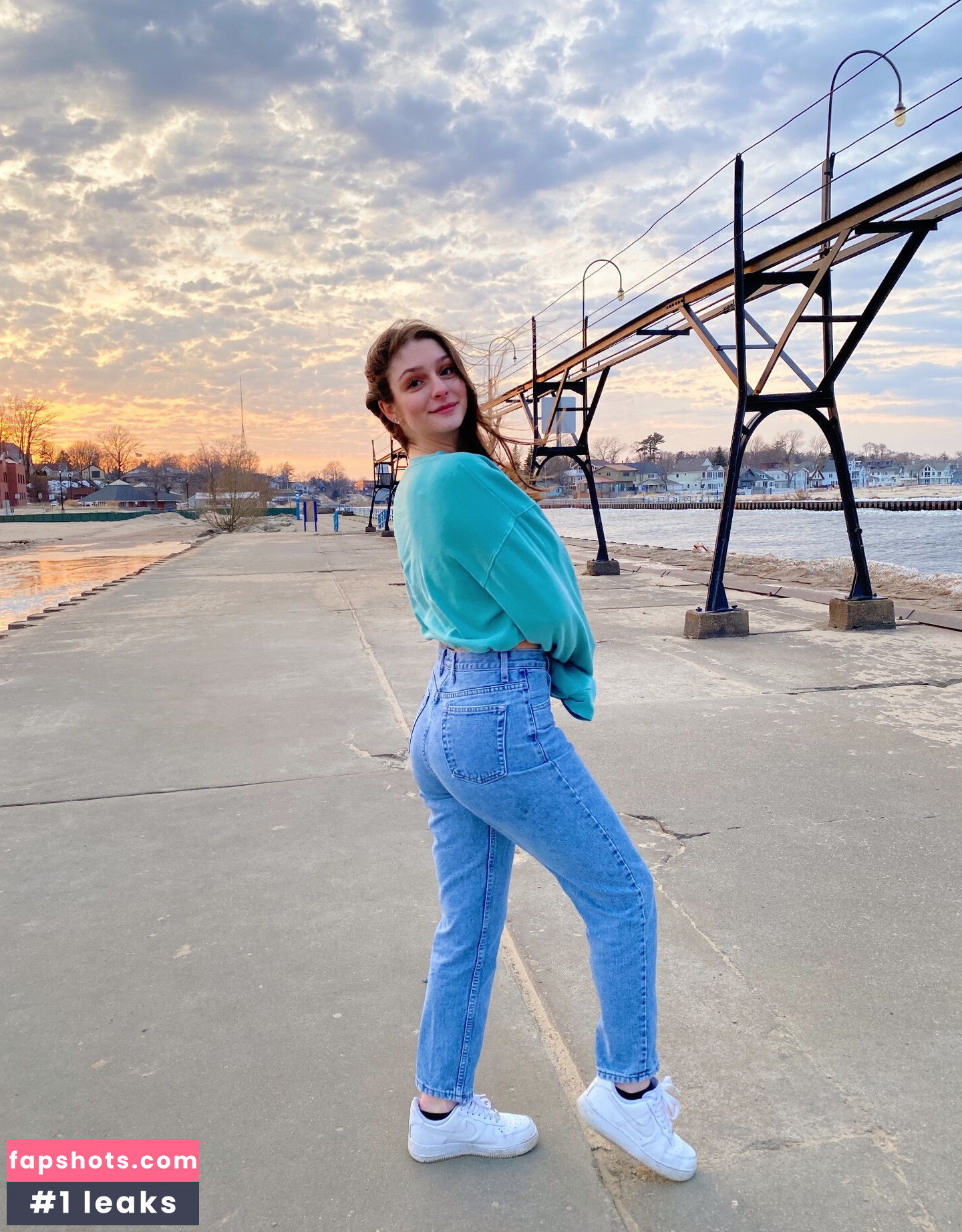 Efiyenia Stavropoulos gallery photo #43