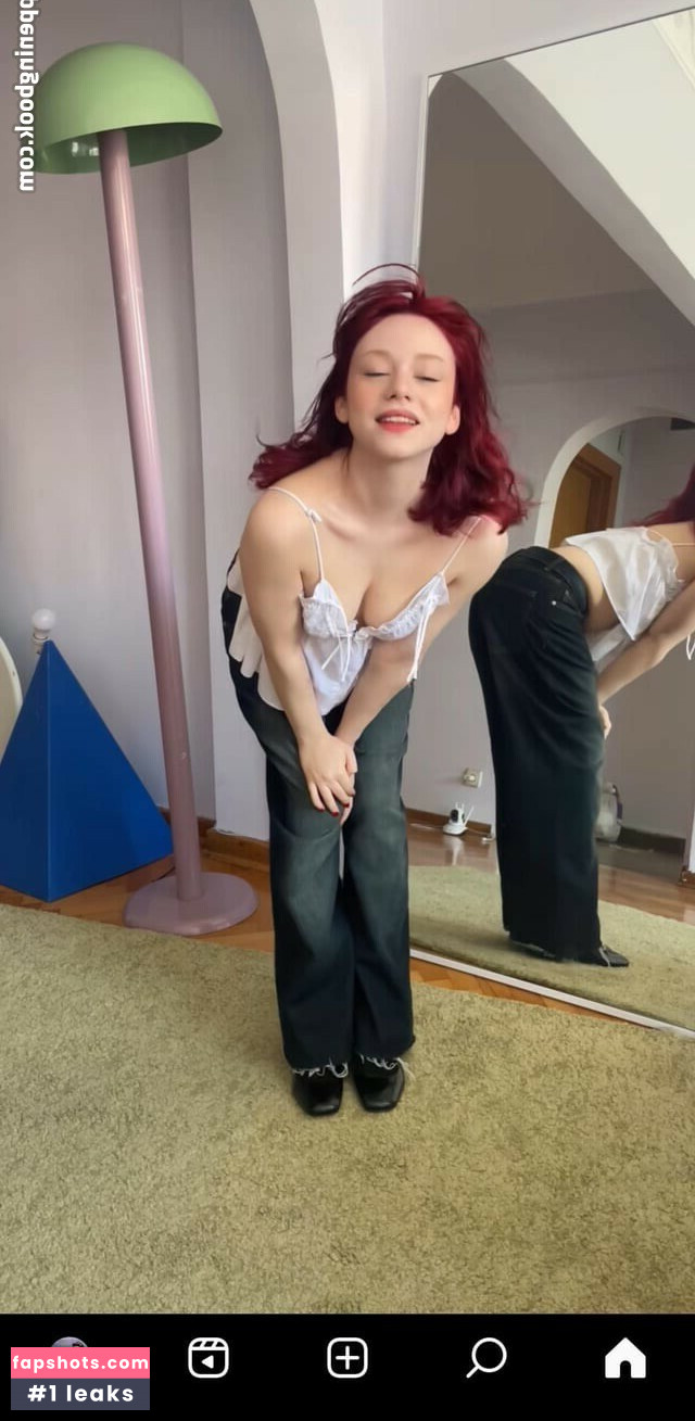 Eftalya Yağcı gallery photo #13