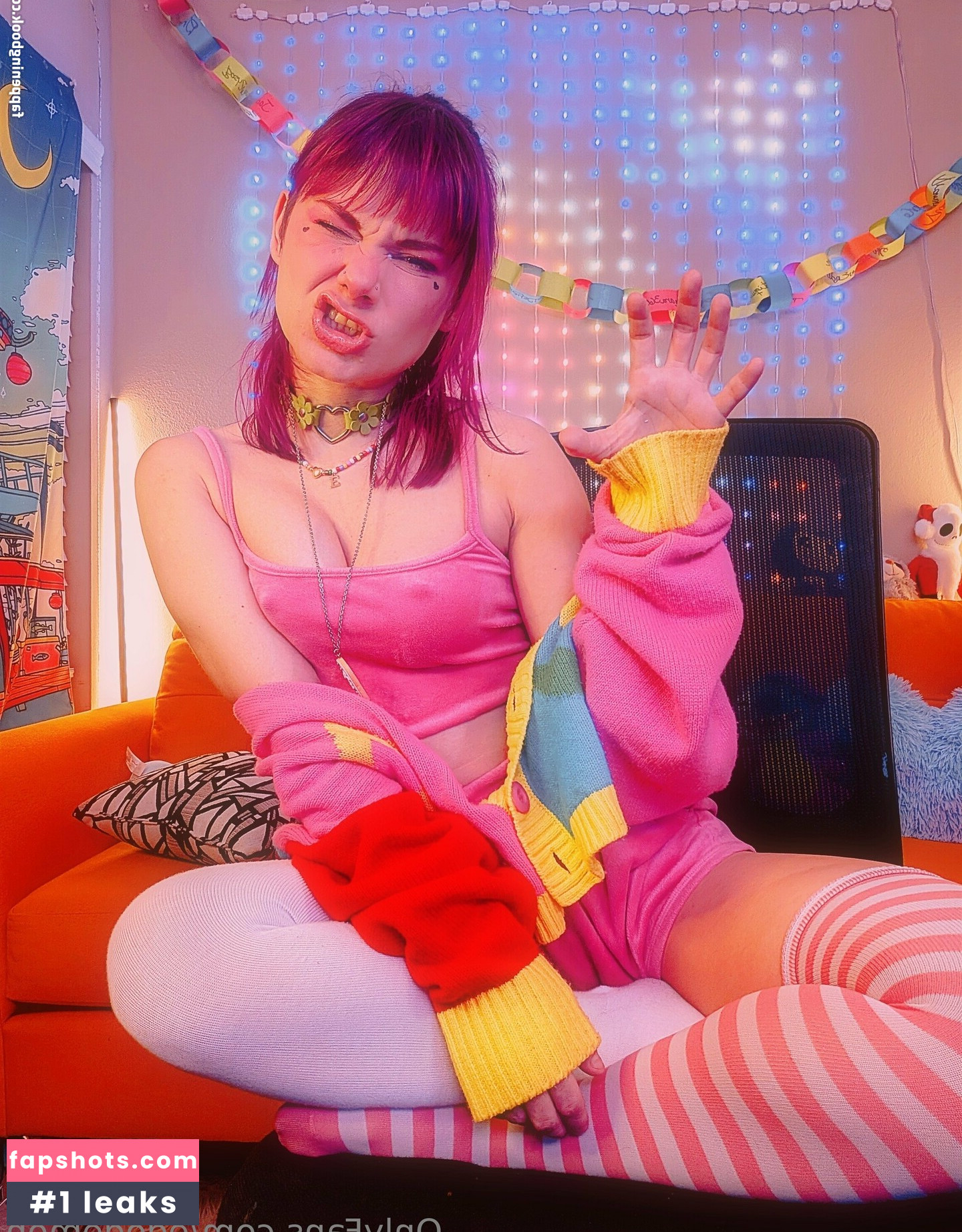 EgoDemon nude babe gallery