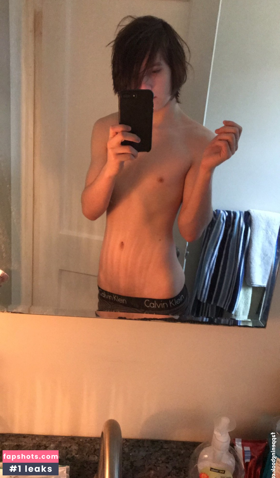 egotwink gallery photo #23