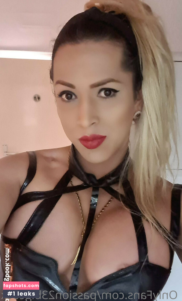 Eileen Villamizar gallery photo #3