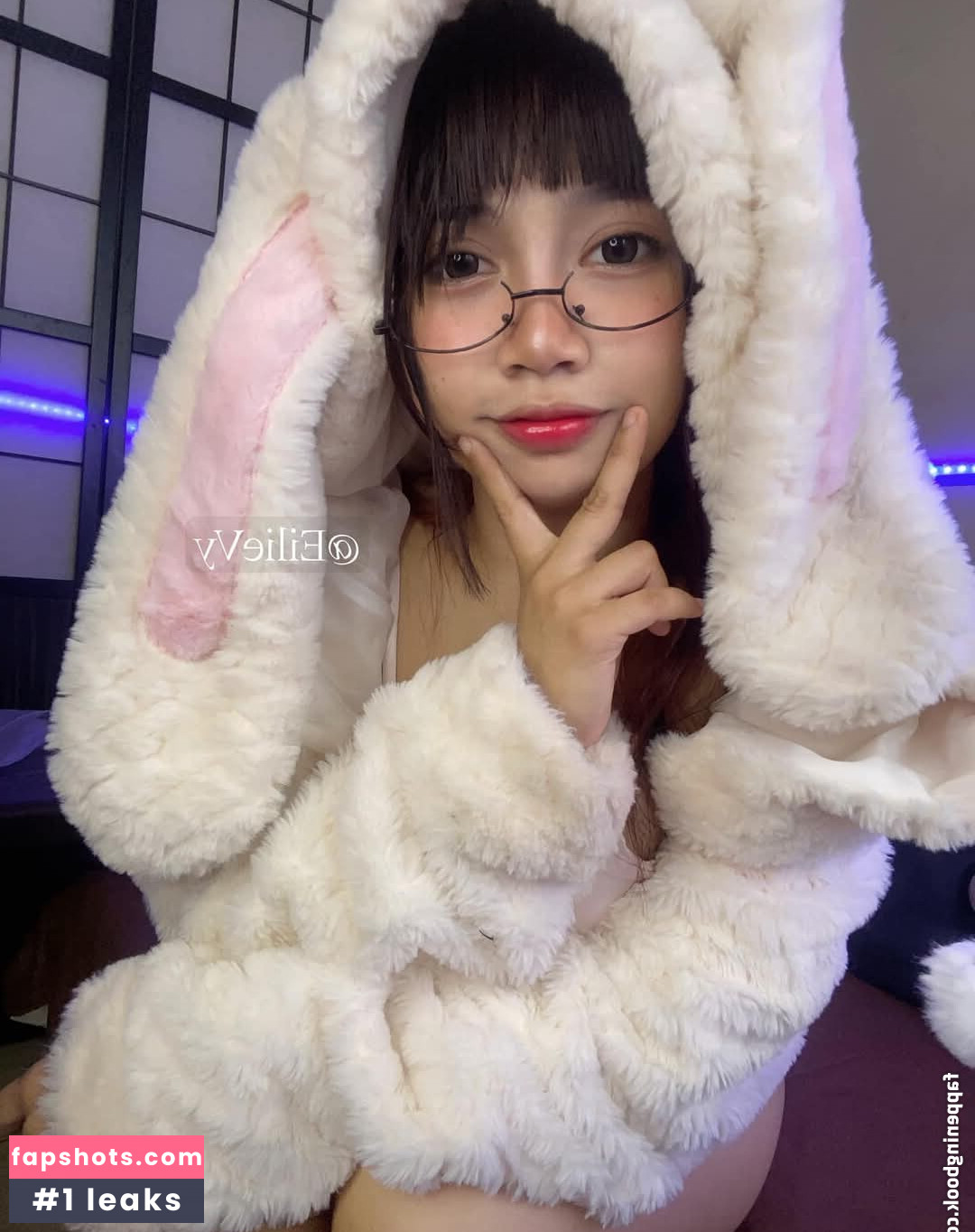 Eilie Vy Filtración Desnuda OnlyFans Foto #14 - Fapshots