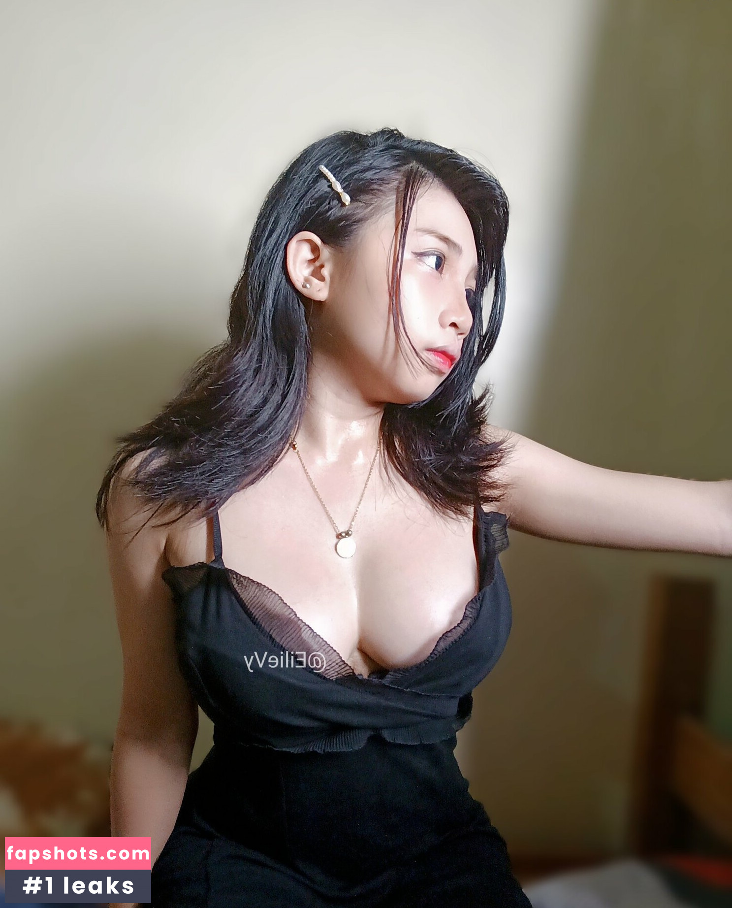 Eilie Vy Filtración Desnuda OnlyFans Foto #35 - Fapshots