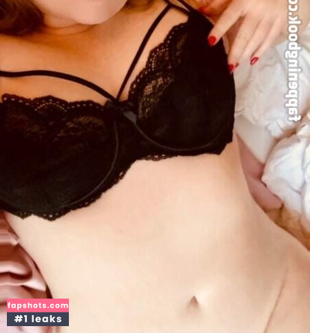 einmal_Julia_bitte Filtración Desnuda OnlyFans Foto #3 - Fapshots