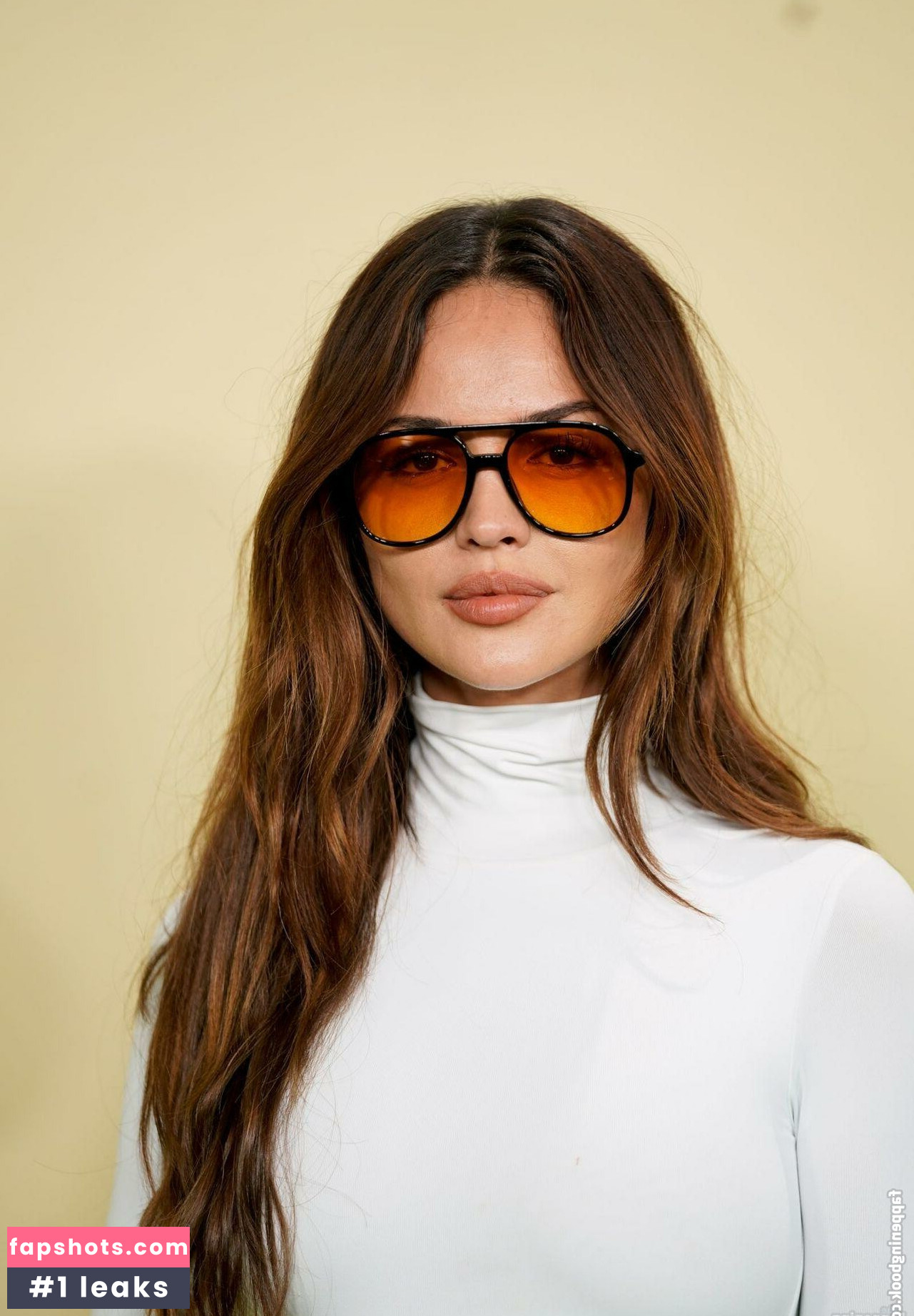 Eiza González gallery photo #130