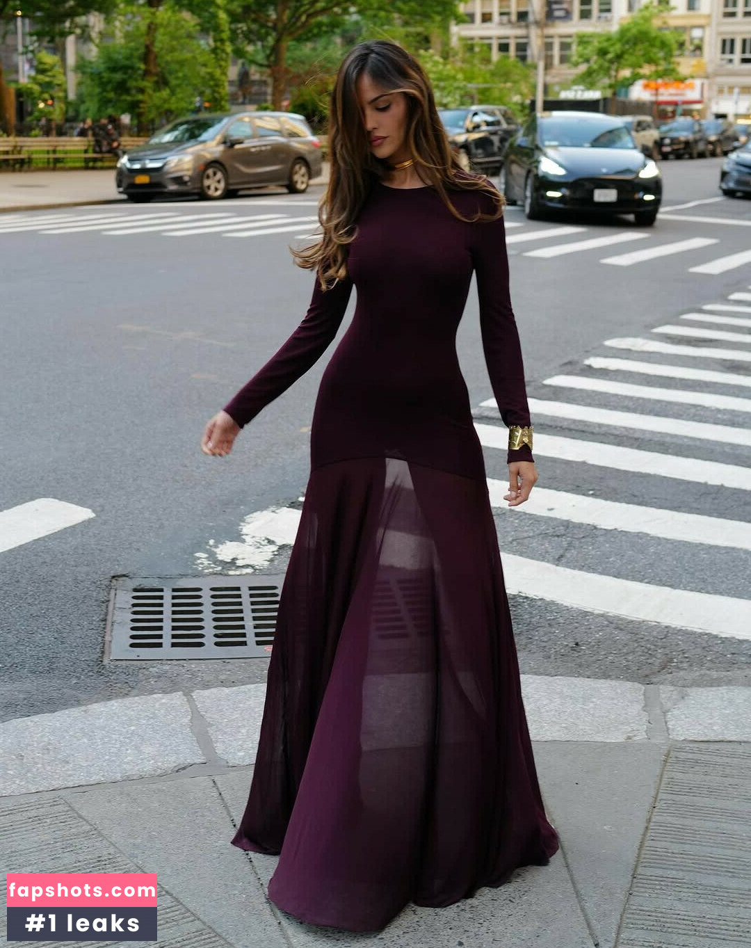 Eiza González gallery photo #15