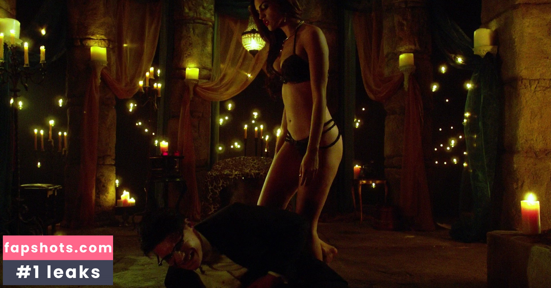 Eiza González gallery photo #1446