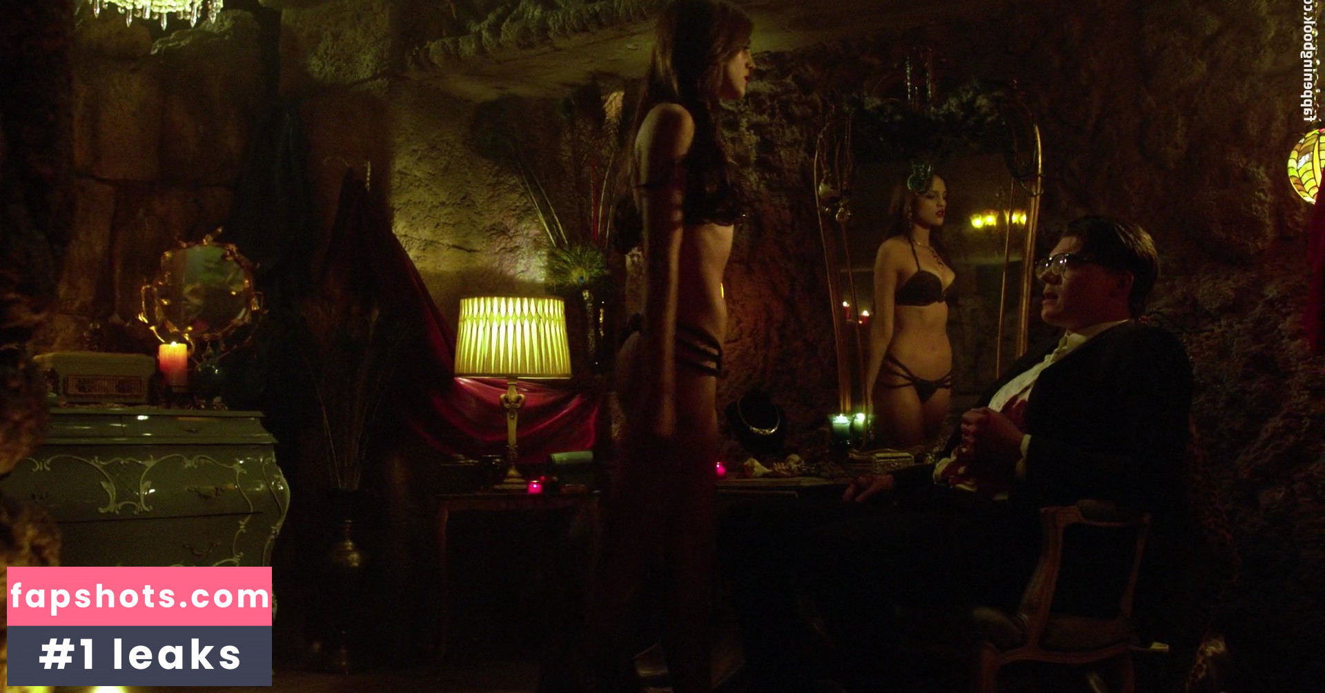 Eiza González gallery photo #1450