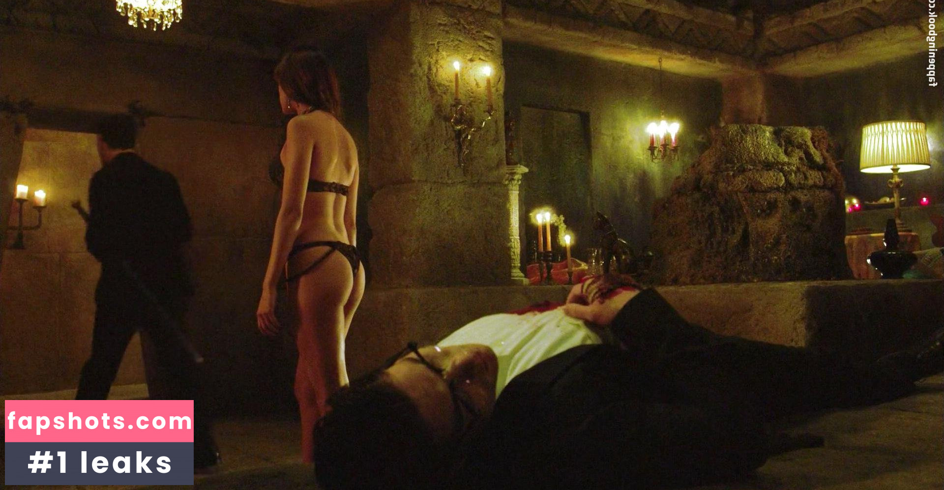 Eiza González gallery photo #1463