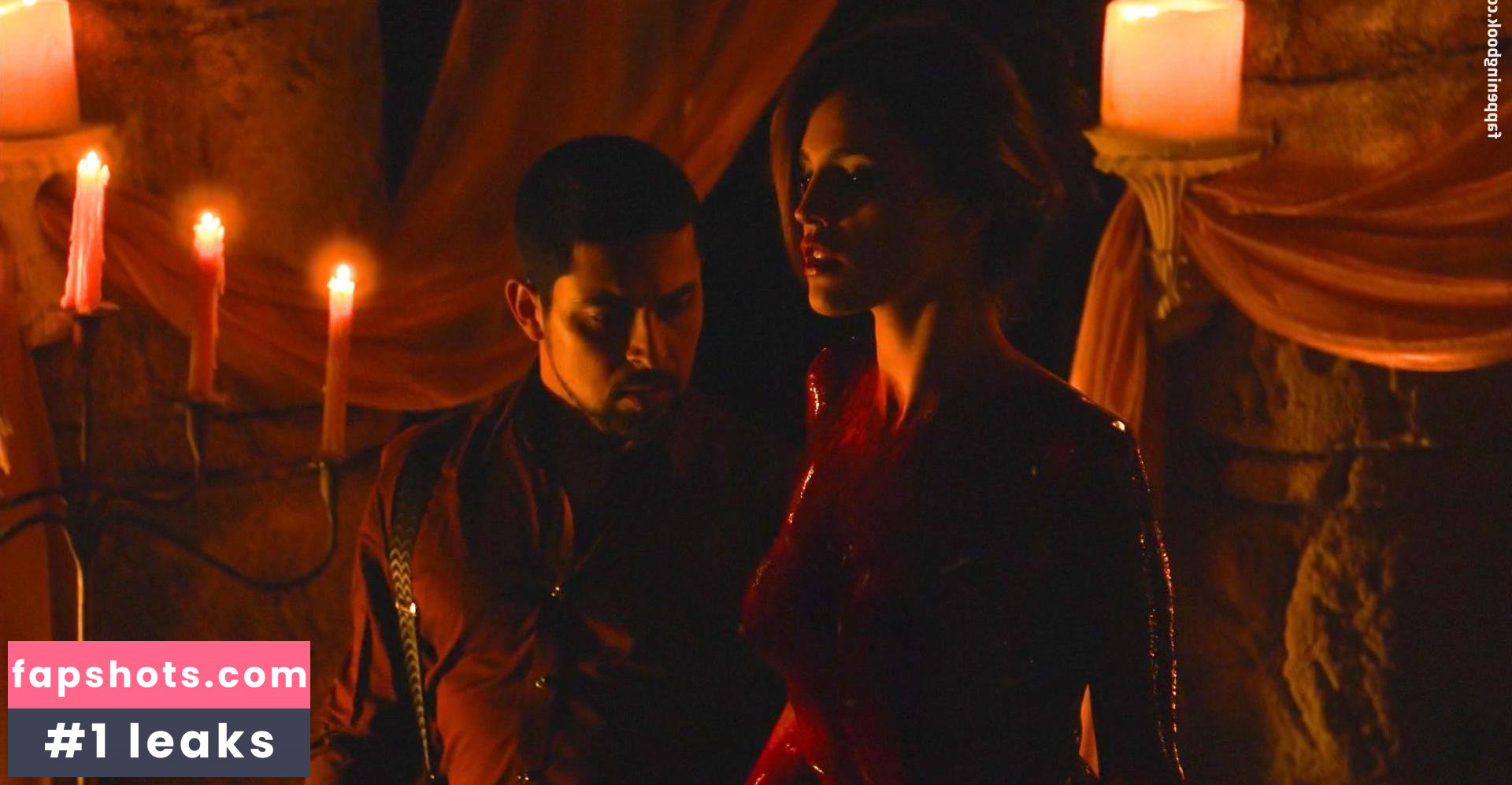 Eiza González gallery photo #1474