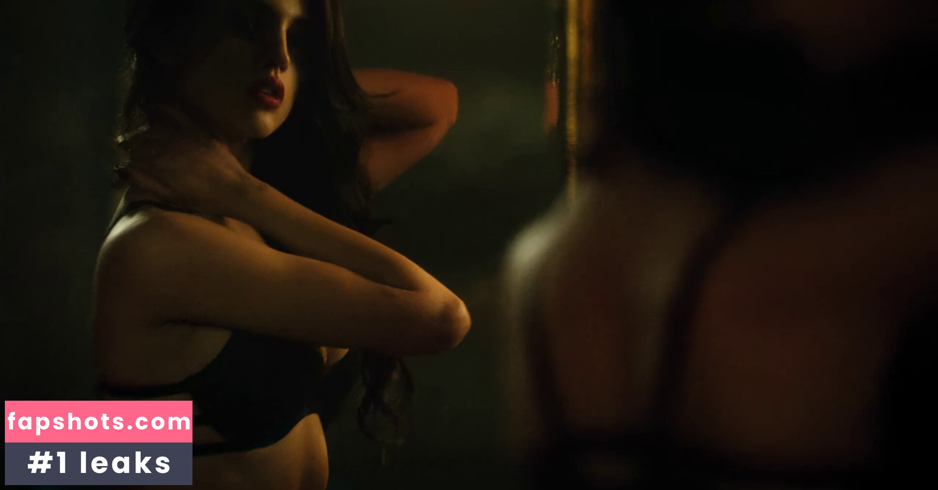 Eiza González gallery photo #19