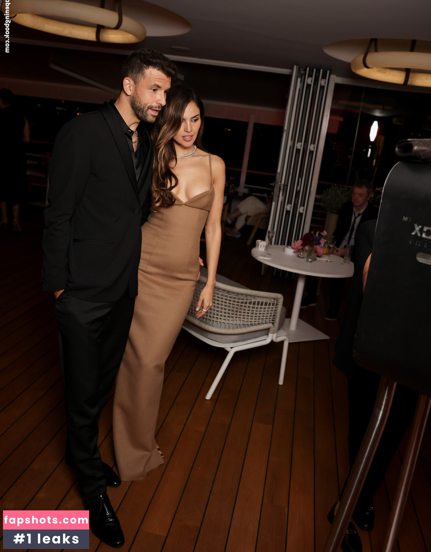 Eiza González gallery photo #45