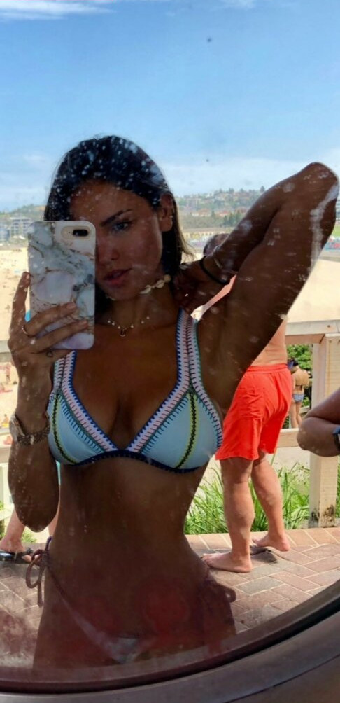 eiza-gonzalez gallery photo #1001