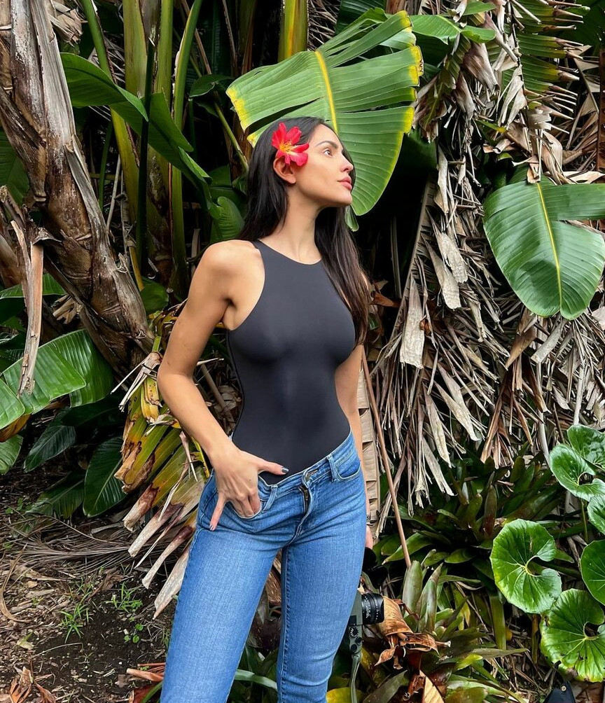 eiza-gonzalez gallery photo #1000