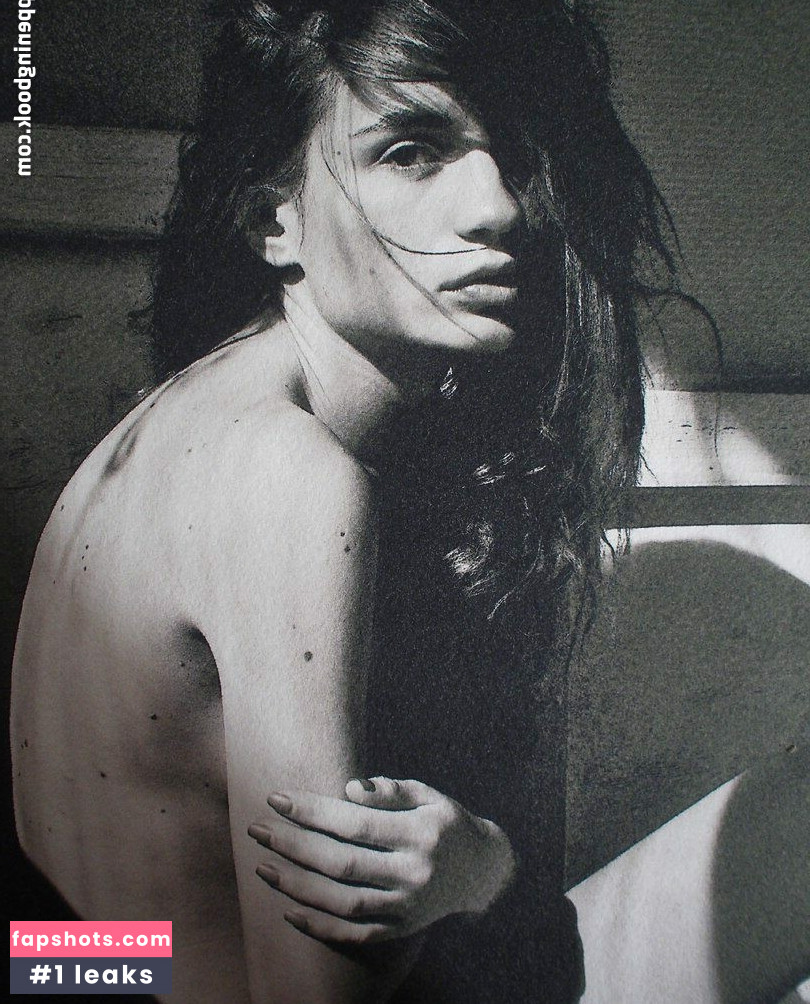 Ekatarina Zueva gallery photo #12