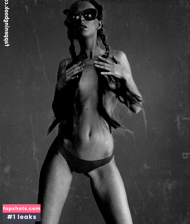 Ekatarina Zueva gallery photo #3