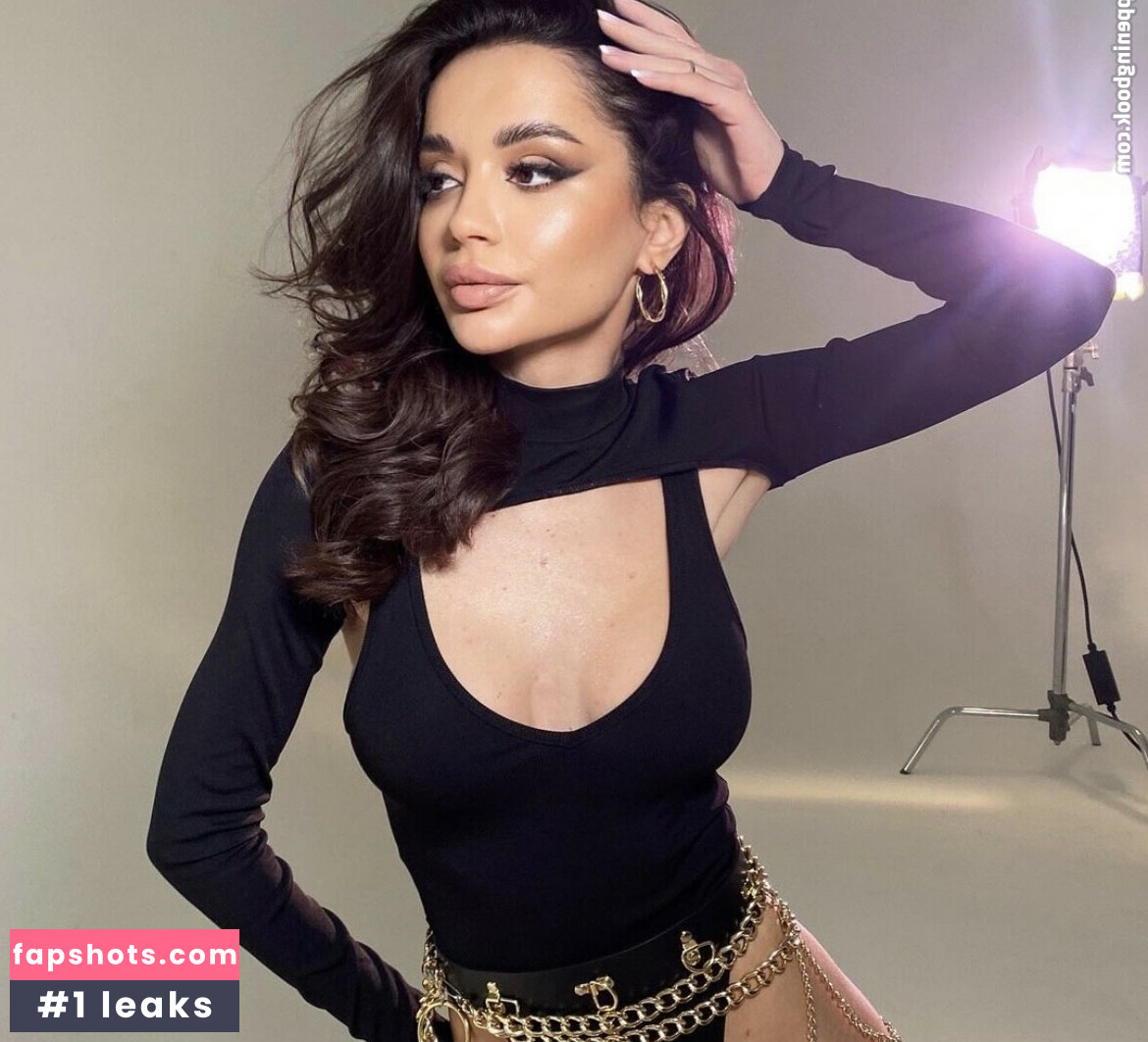 Ekaterina Zueva gallery photo #214