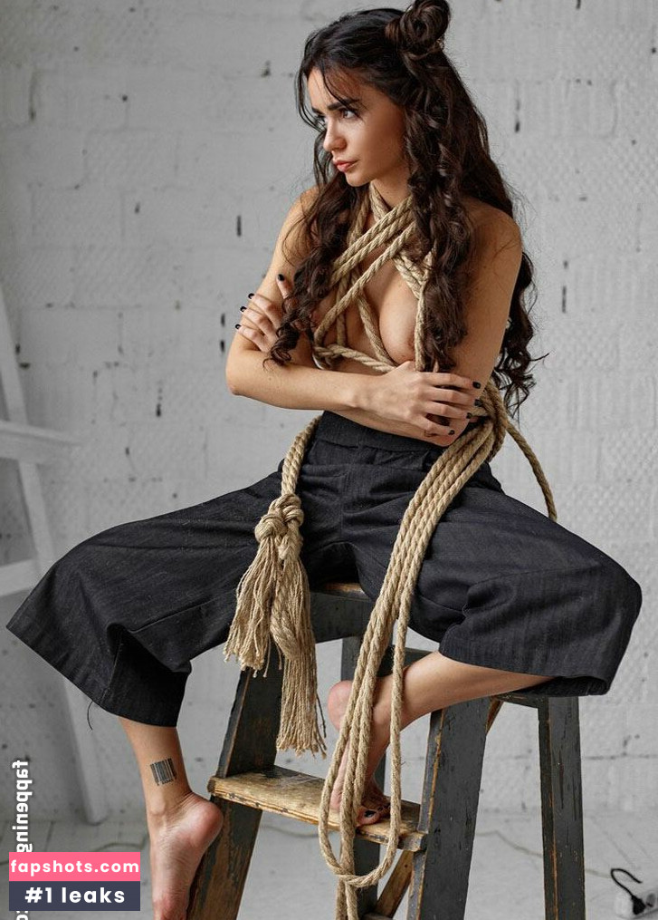 Ekaterina Zueva gallery photo #31