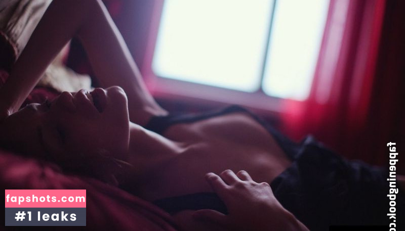 Ekaterina Zueva gallery photo #759