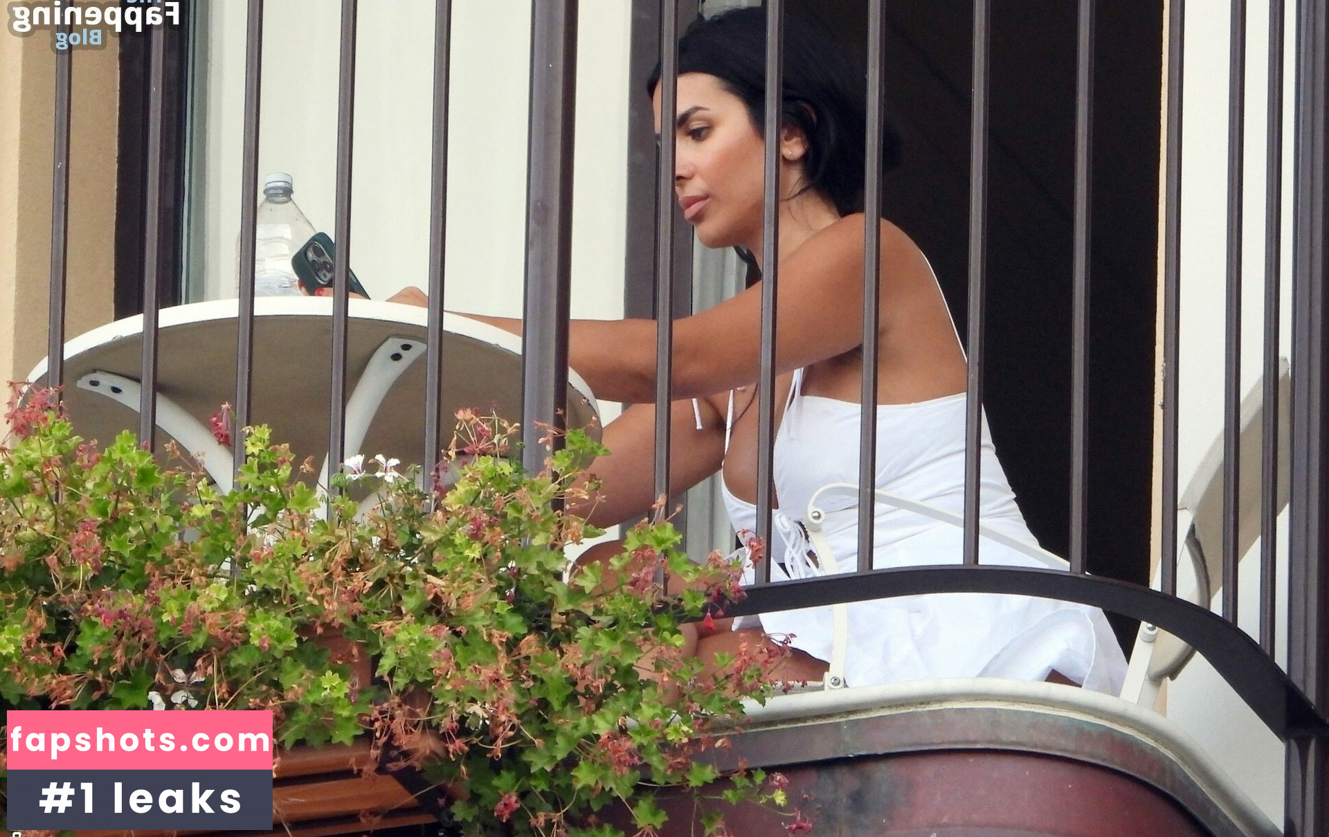 Ekin-Su Culculoglu gallery photo #18