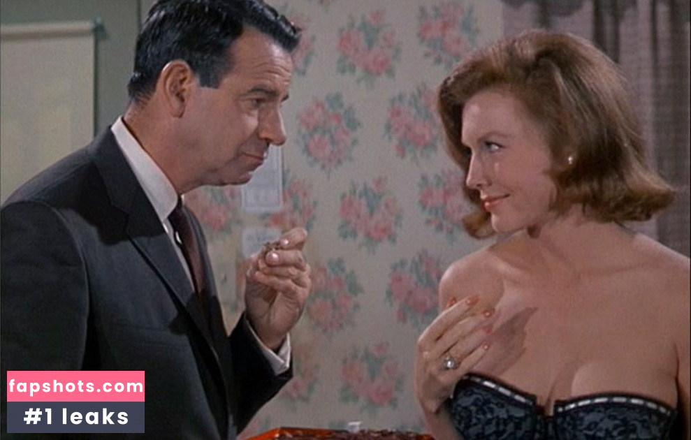 Elaine Devry gallery photo #11