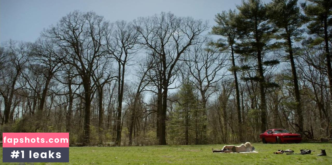 Elaine Hendrix gallery photo #9