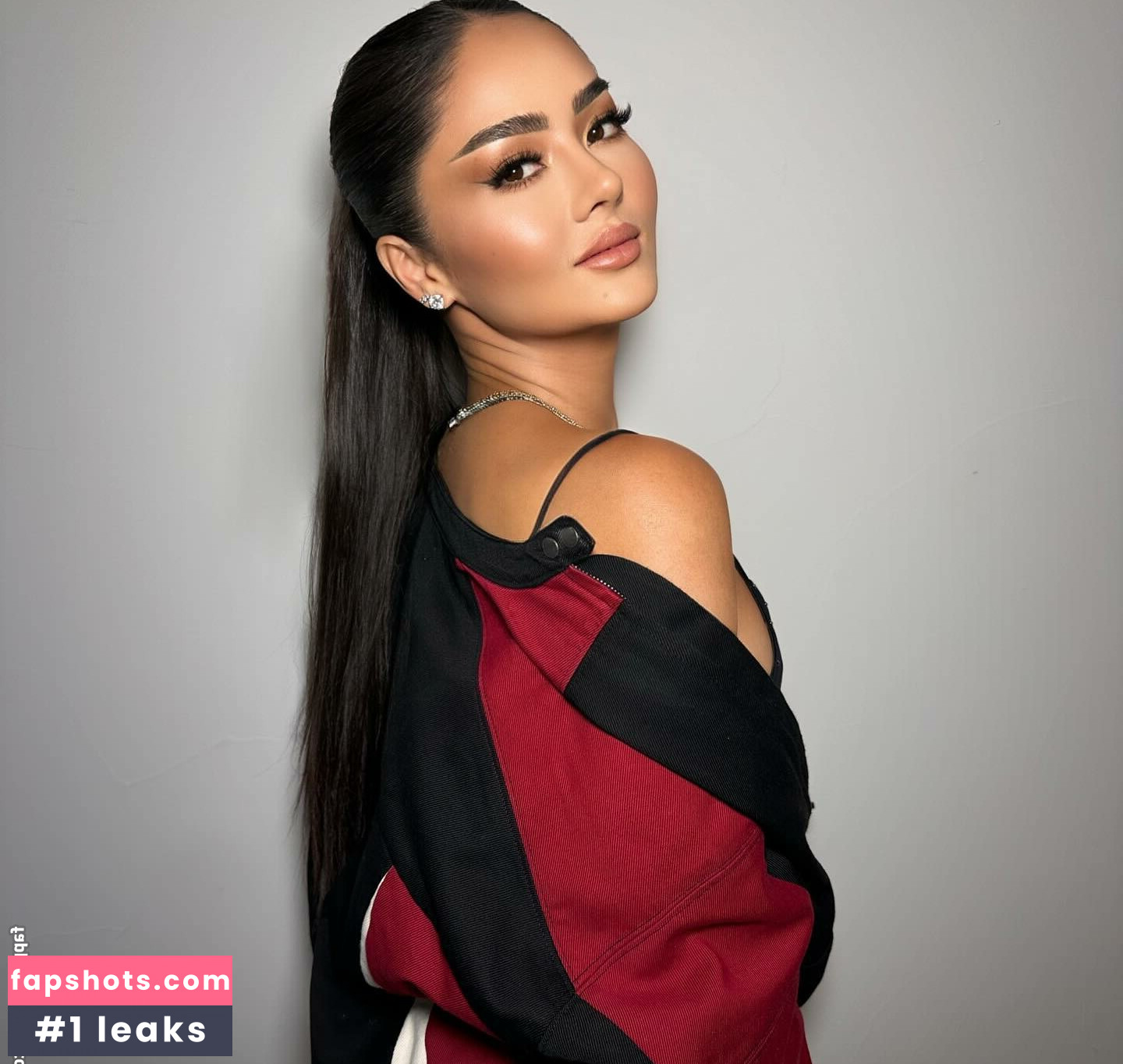 Elaine Kim gallery photo #5