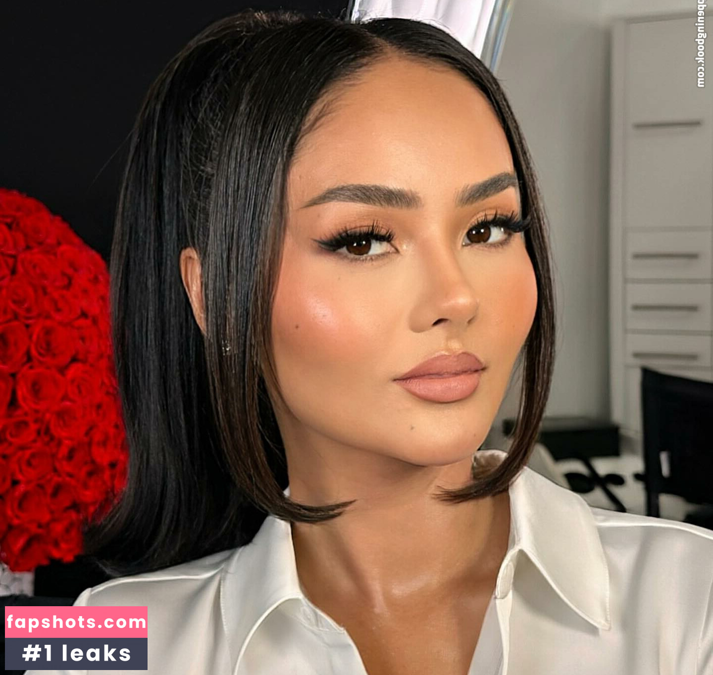 Elaine Kim gallery photo #7