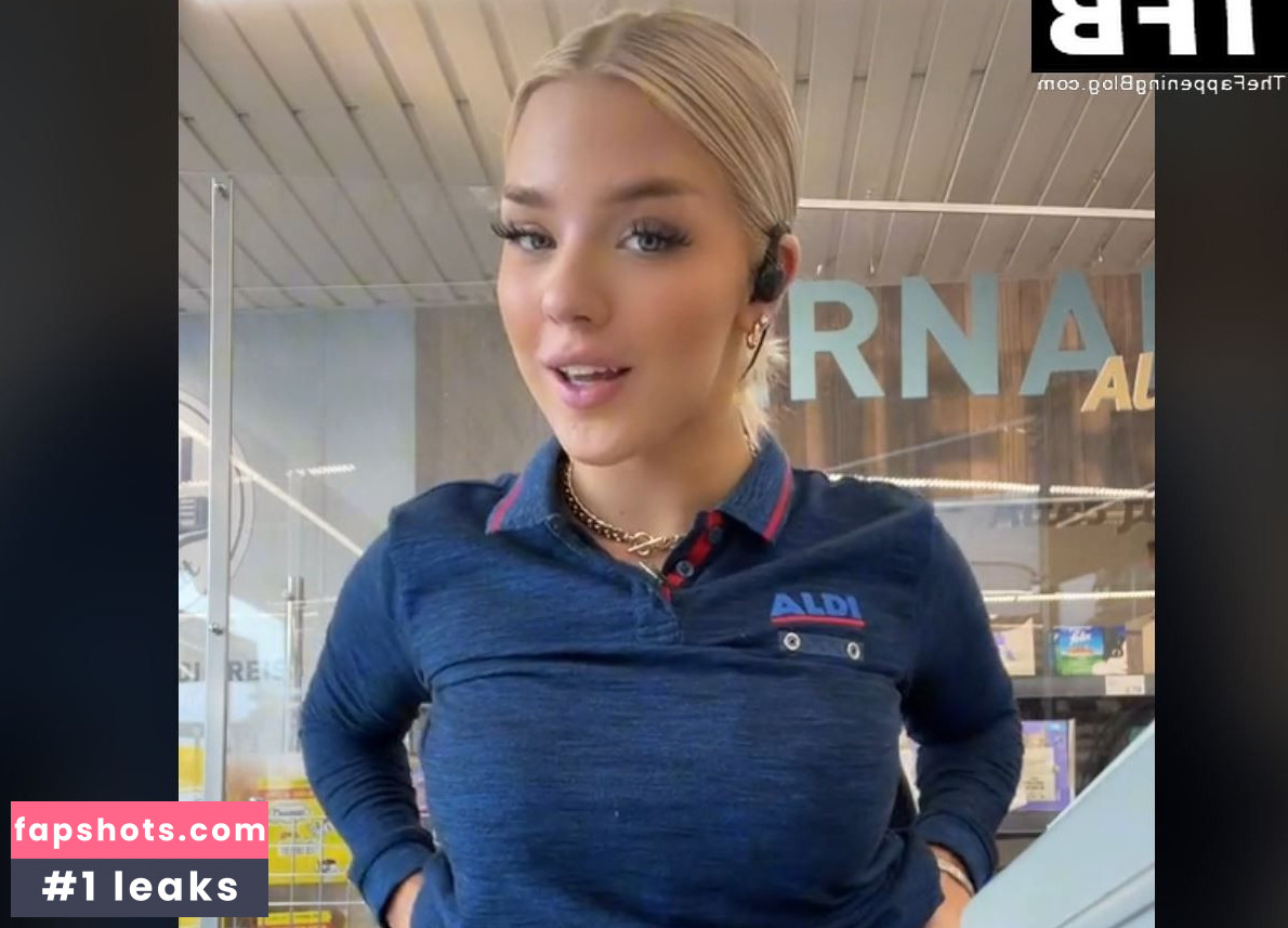 Elaine Victoria nude babe gallery