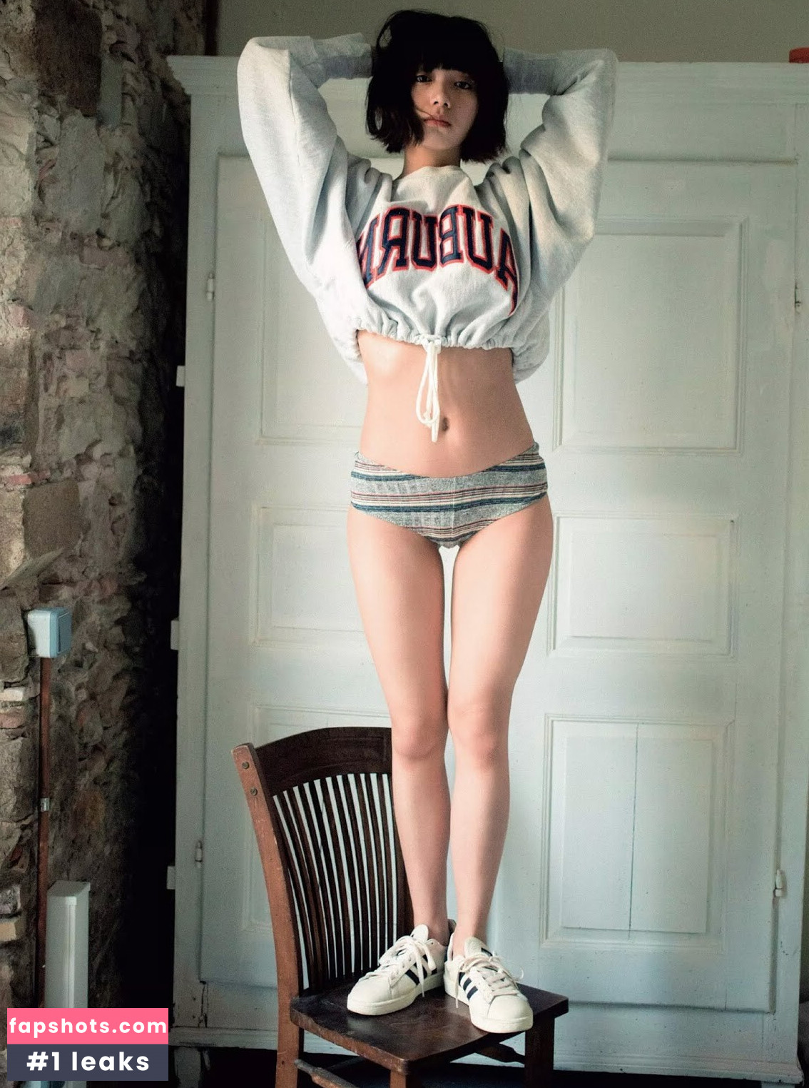 Elaiza Ikeda gallery photo #17