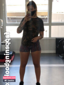 Elana Dara gallery photo #13