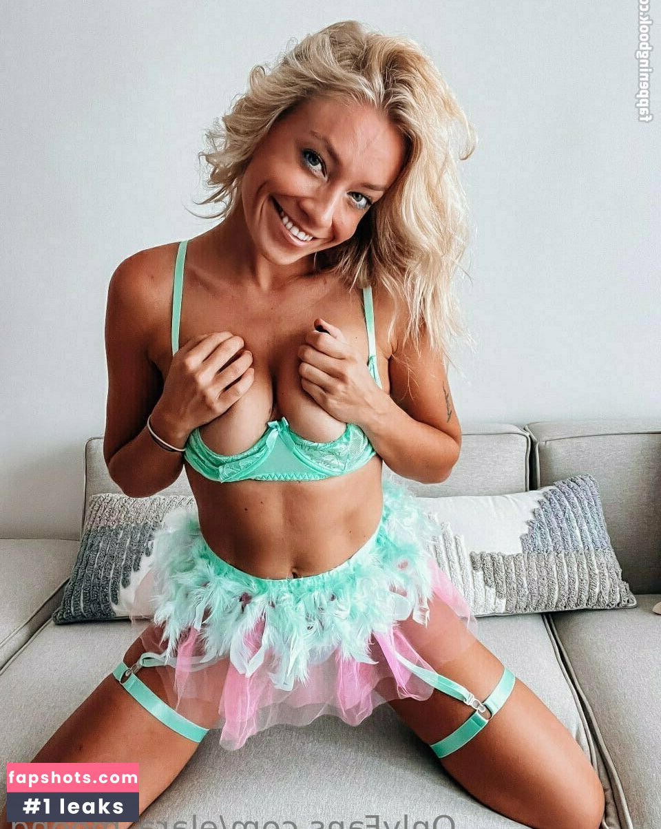 elara_moonq gallery photo #36