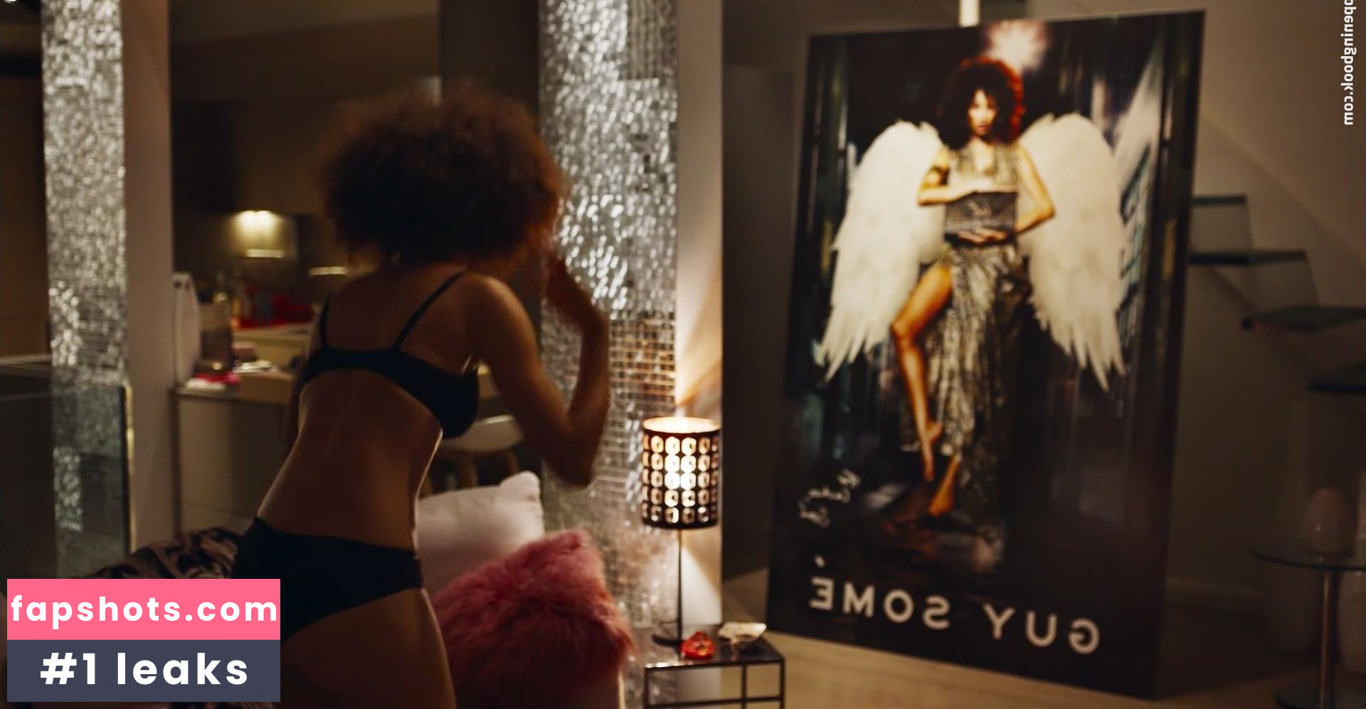 Elarica Johnson nude babe gallery