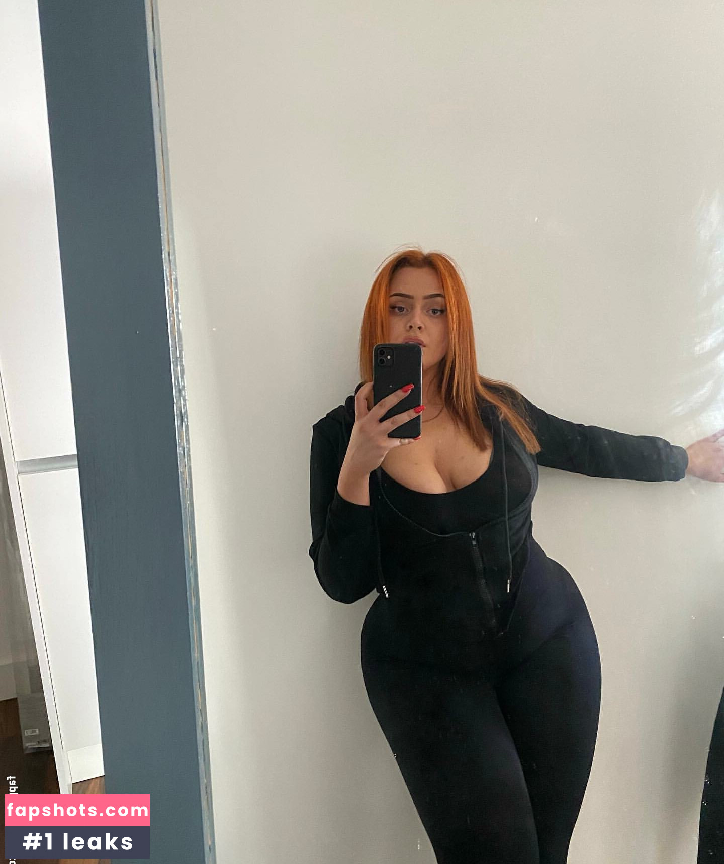 Eleanor Evans gallery photo #6