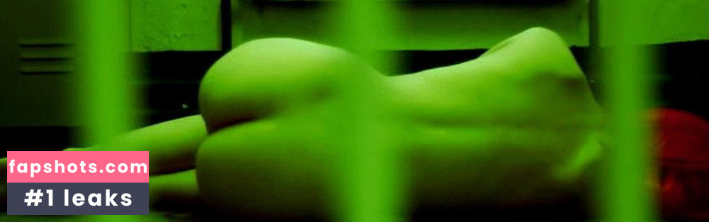 Eleanor James gallery photo #17