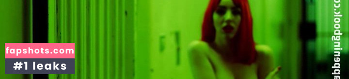 Eleanor James gallery photo #8