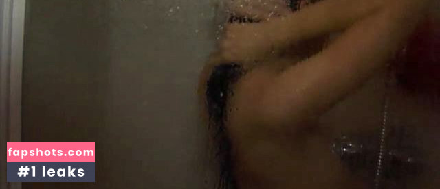 Eleanor James gallery photo #9