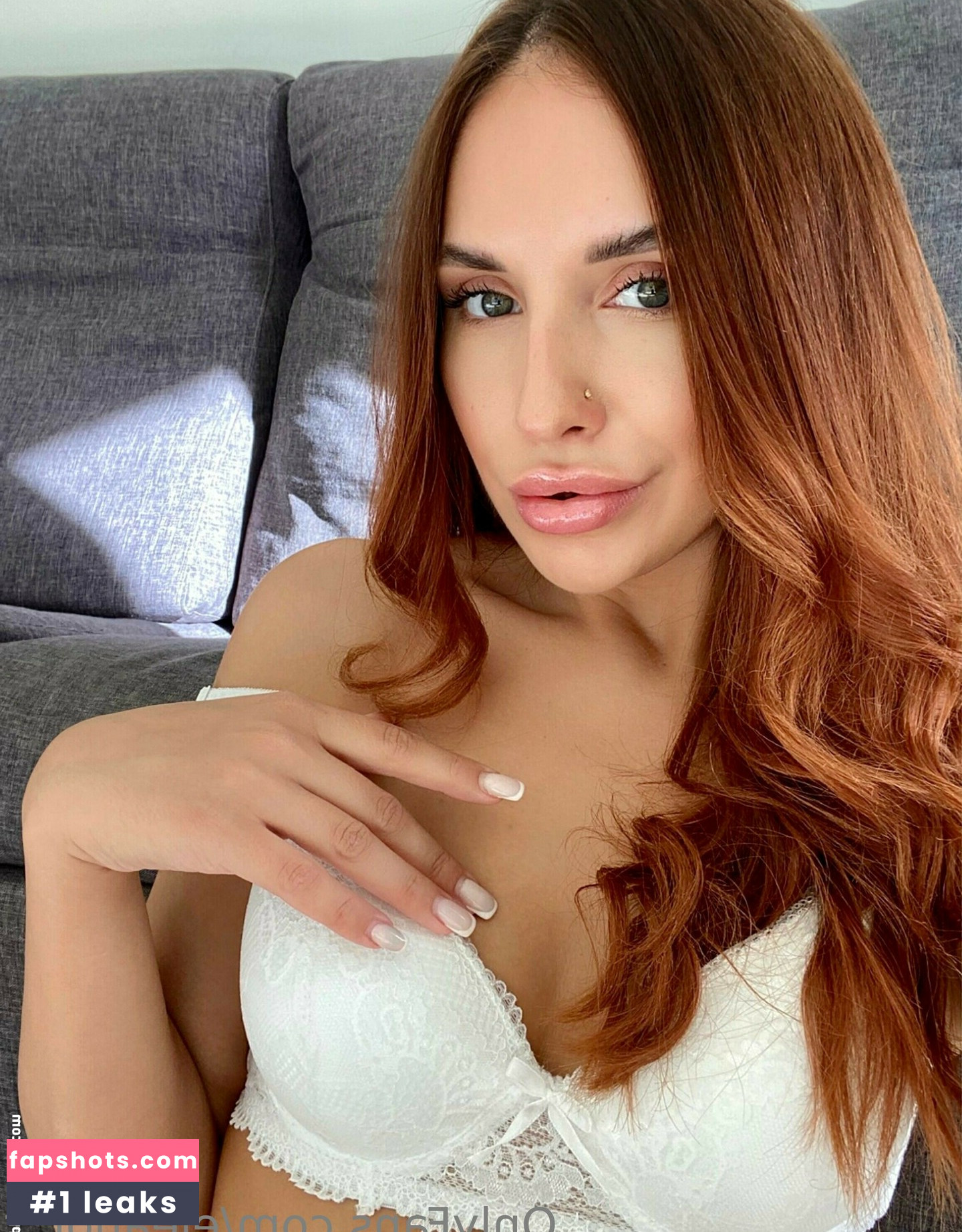 eleanor_r gallery photo #2