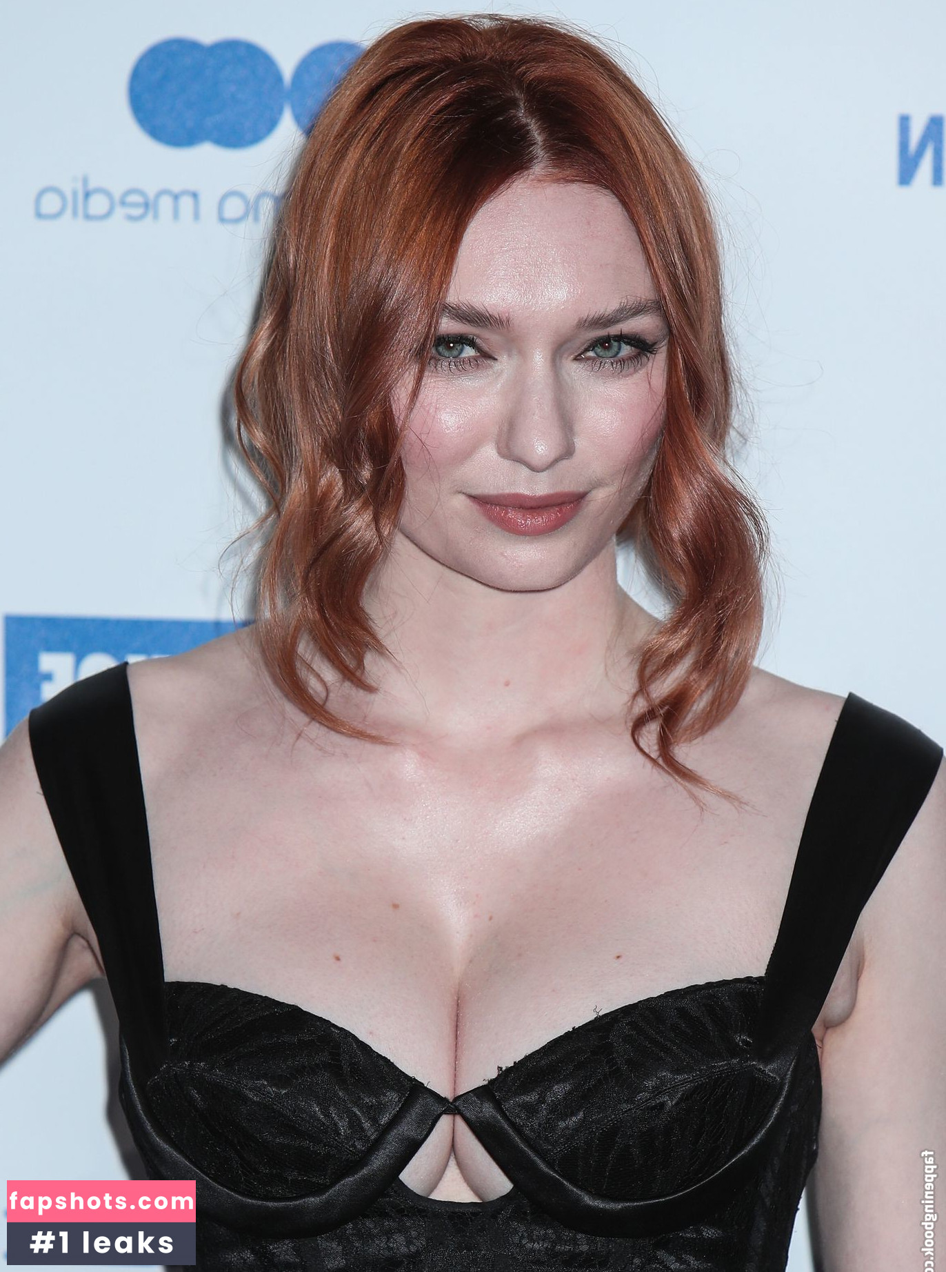 Eleanor Tomlinson gallery photo #80