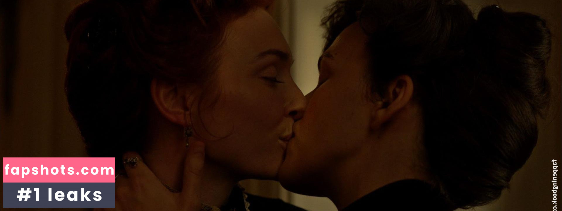 Eleanor Tomlinson gallery photo #87